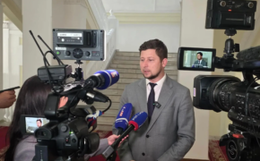 Юрий Мироненко: в 2026 году 350 семей улучшат жилищные условия