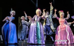 Евгений Солнцев поздравил Оренбургский театр музыкальной комедии с 90-летием