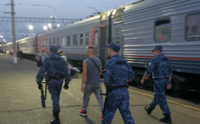 В Оренбурге алиментщика задержали на перроне