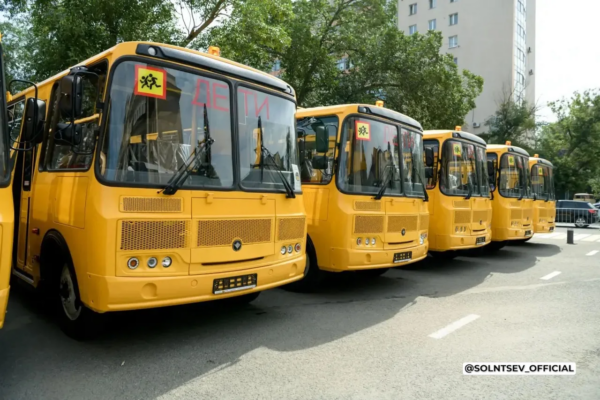 Школы Оренбуржья получат 59 новых автобусов
