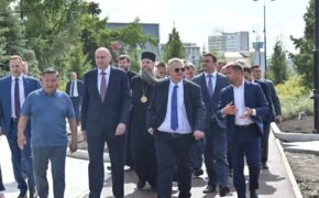 Евгений Солнцев работает на Форуме сотрудничества России и Казахстана