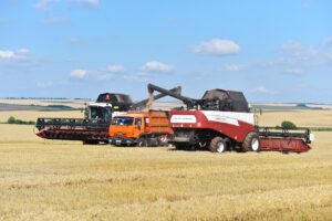 В Оренбуржье намолотили почти 2,5 млн тонн зерна