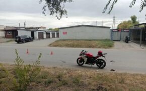В Оренбурге водитель электромотоцикла попал в больницу после ДТП