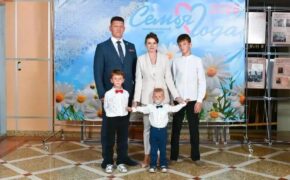 Семья Бровкиных заняла второе место в конкурсе «Семья года»