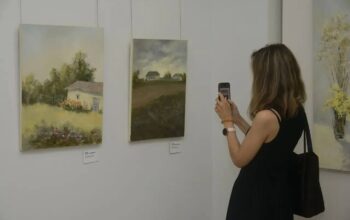 В Оренбурге открылась выставка Матвея Ескина «Степной полдень»