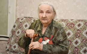 Жительница Оренбурга Янина Никитина отметила 100-летний юбилей
