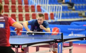 «Факел-Газпром» выиграл четыре матча на старте чемпионата Премьер-лиги
